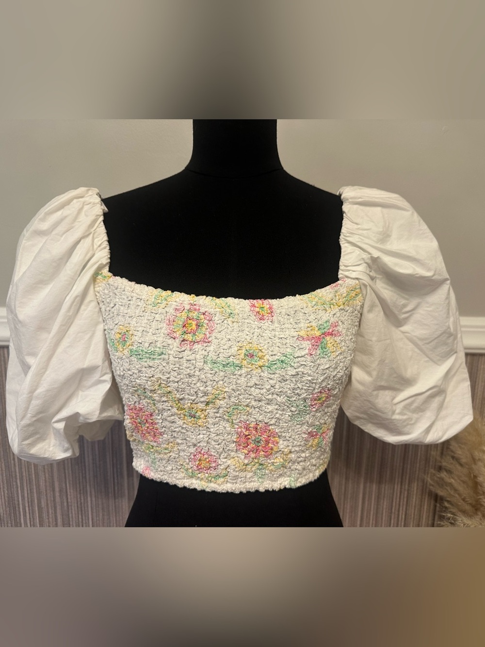 Zara Floral Smocked Puff Sleeve Crop Top White Cottagecore Women’s Medium